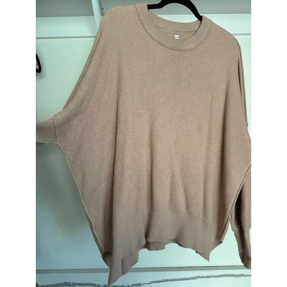 Women's Nude Sweater Beige Oversized Dolman Sleeve Size Large‎ - Picture 1 of 9